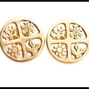 Retired James Avery 14k four seasons stud earrings